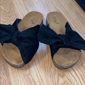 Vici bow sandals